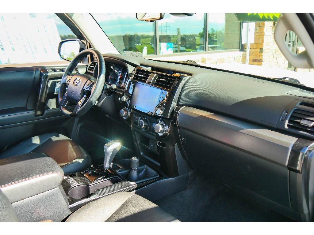 Used 2021 Toyota 4Runner TRD Off-Road Premium w/ Moonroof Package AWD/4WD image 14