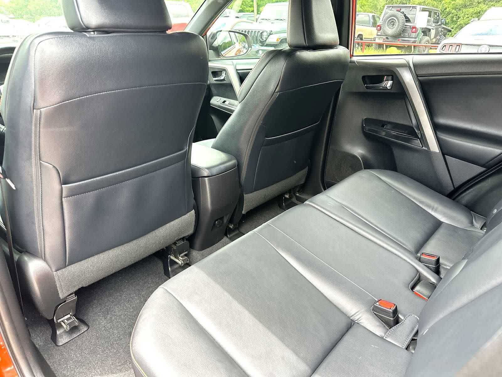 Used 2016 Toyota RAV4 SE AWD/4WD image 24