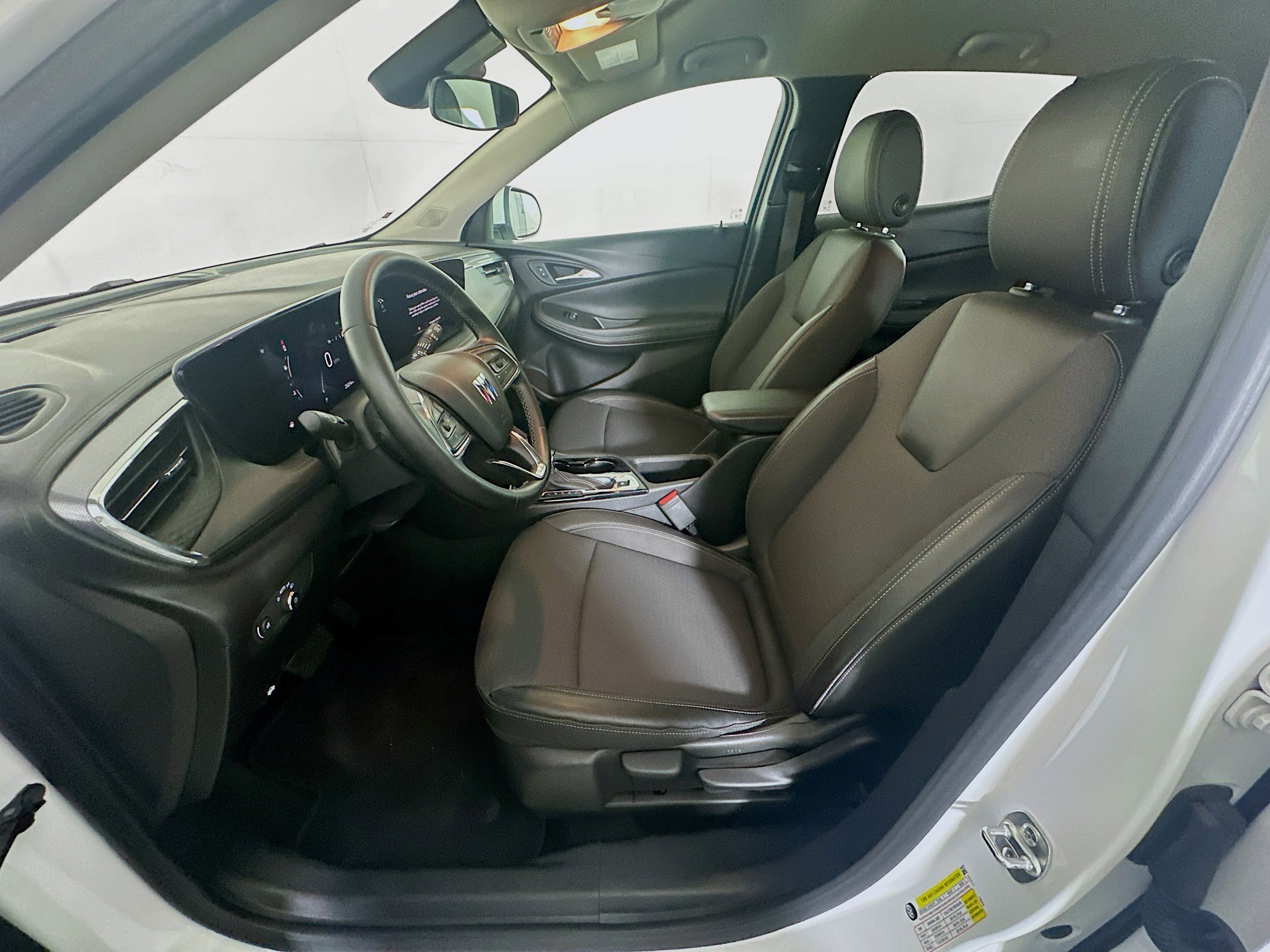Used 2025 Buick Encore GX Preferred FWD image 13