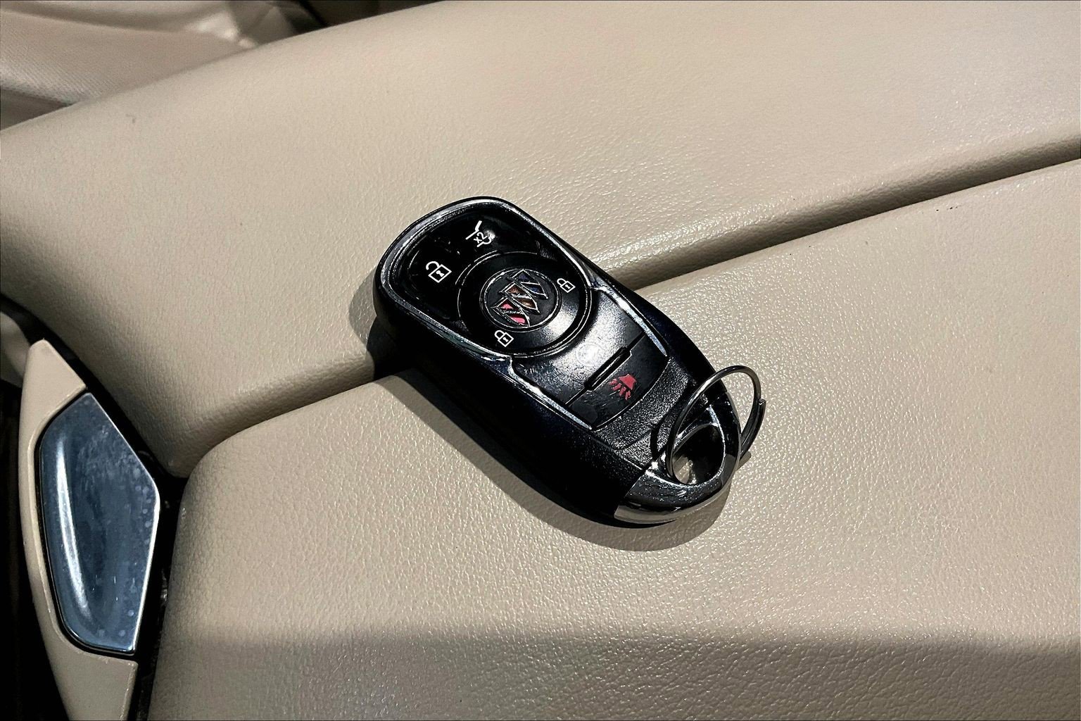 Used 2020 Buick Envision Premium w/ Driver Confidence Package AWD/4WD image 33