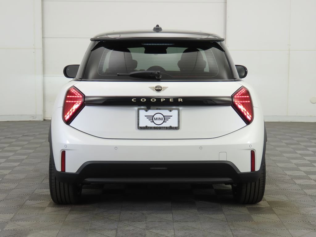 Used 2026 MINI Cooper 2-Door Hardtop image 6