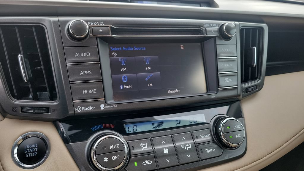 Used 2015 Toyota RAV4 Limited w/ Technology Package FWD image 14