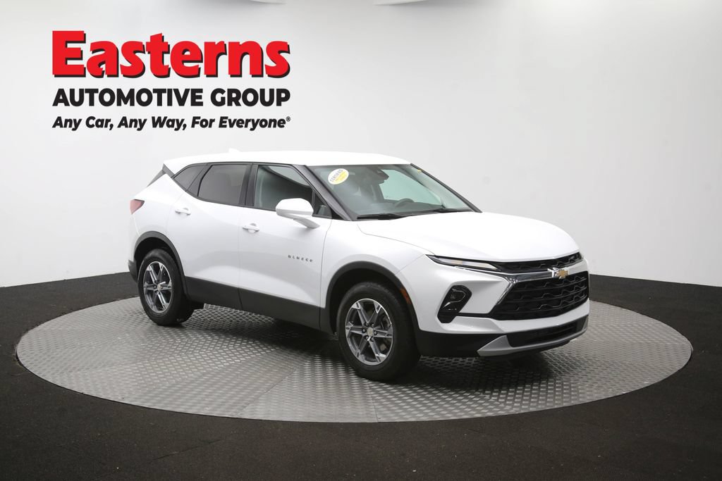 Used 2025 Chevrolet Blazer LT FWD image 51