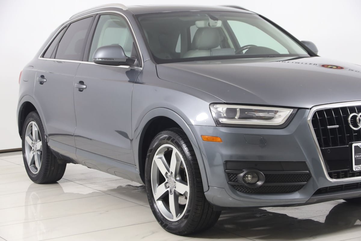 Used 2015 Audi Q3 2.0T Prestige w/ Prestige Package AWD/4WD image 36