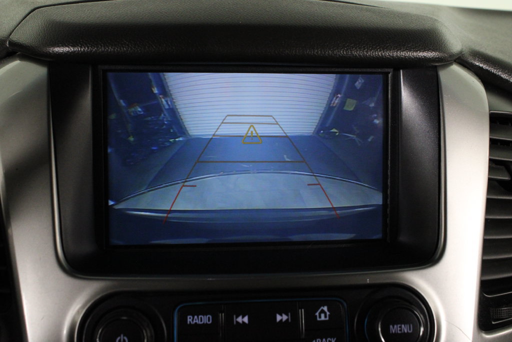 Used 2019 Chevrolet Suburban LT RWD image 28