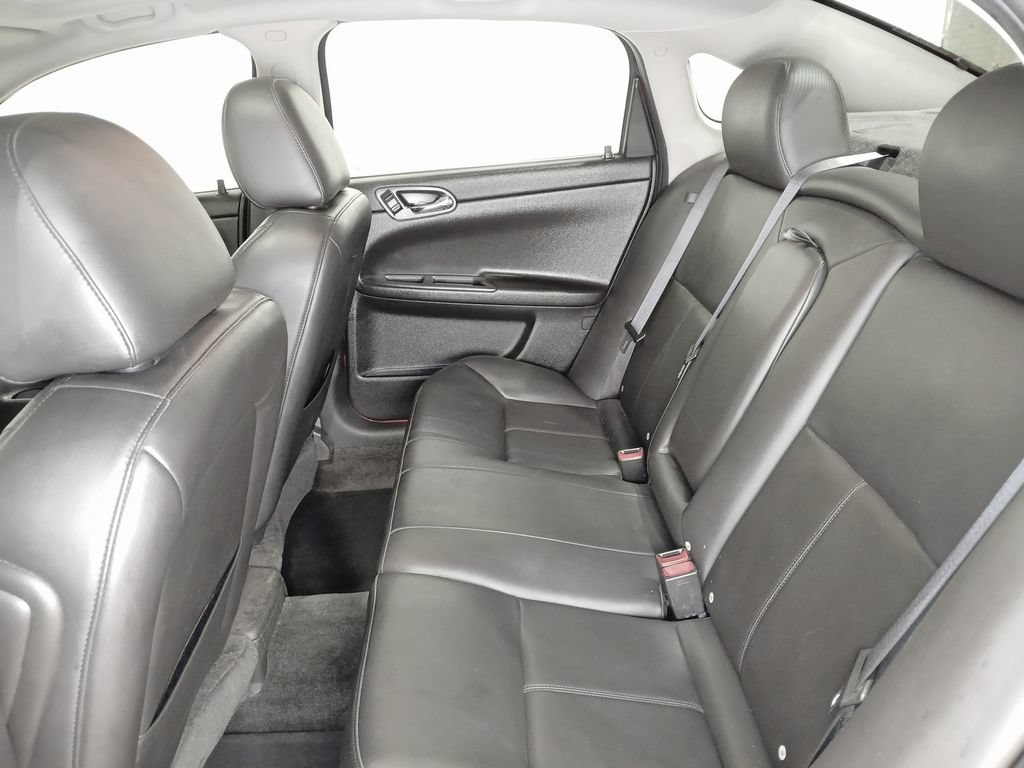 Used 2013 Chevrolet Impala LTZ FWD image 11