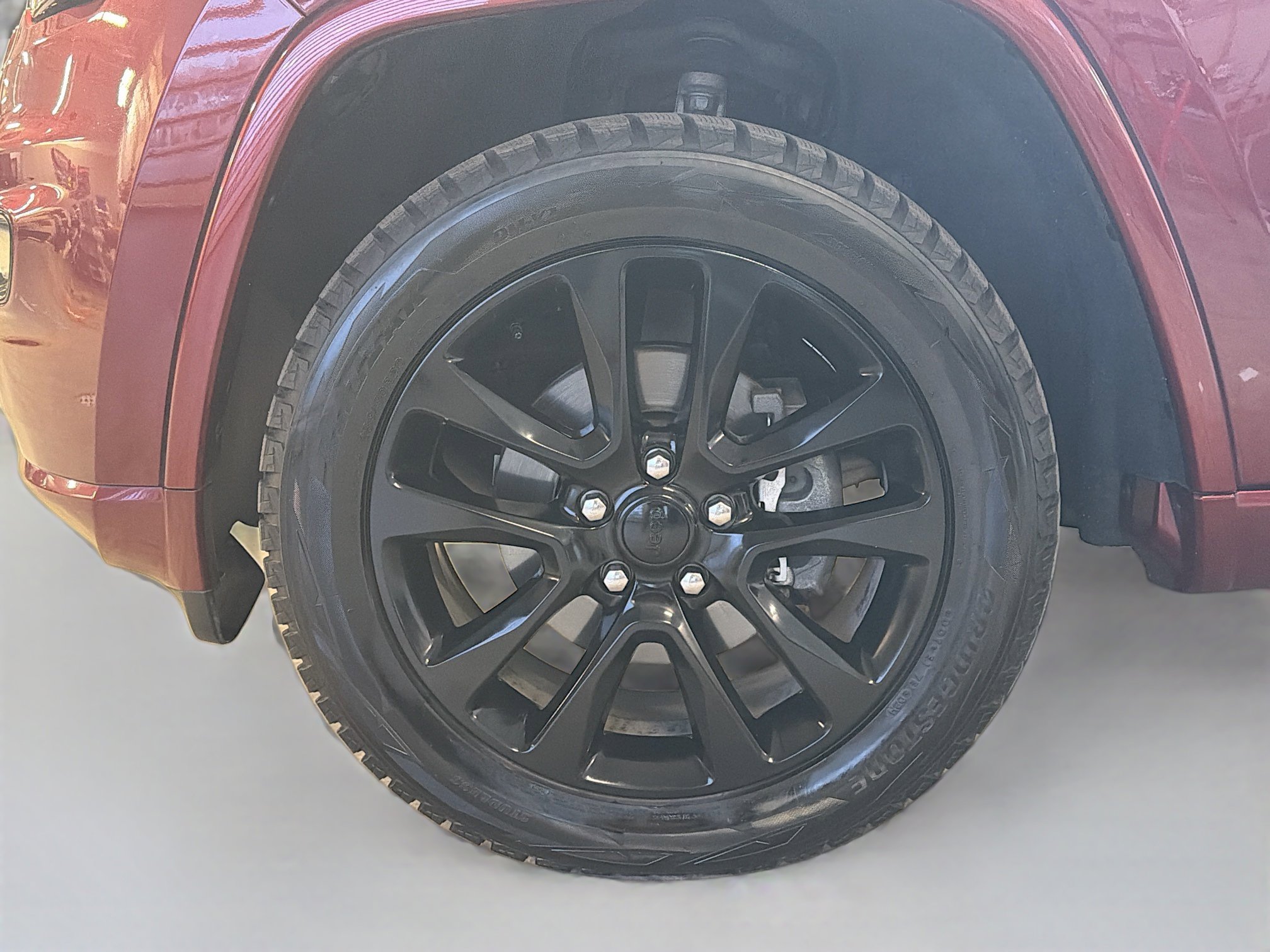 Used 2018 Jeep Grand Cherokee Altitude image 11