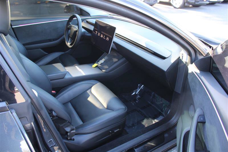 Used 2025 Tesla Model 3 Long Range AWD/4WD image 9