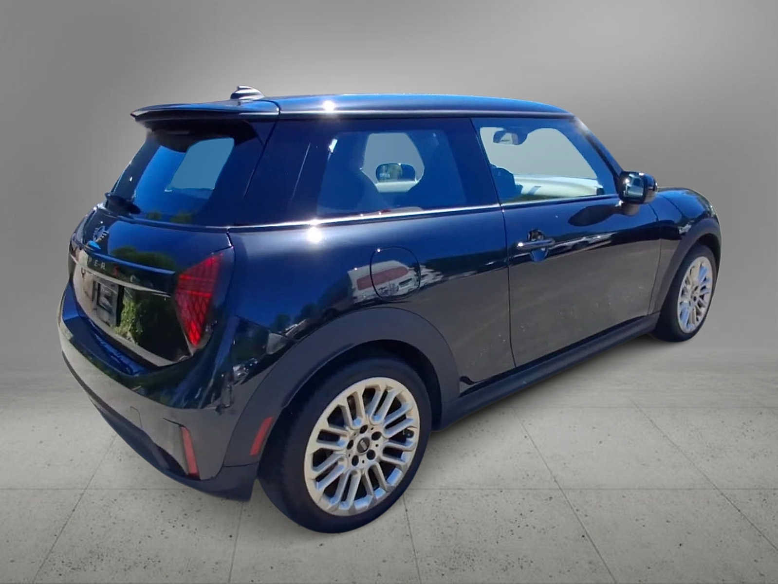 Used 2025 MINI Cooper S FWD image 8