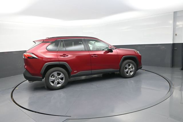 Used 2025 Toyota RAV4 XLE AWD/4WD image 10
