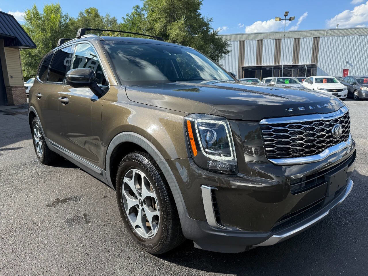 Used 2020 Kia Telluride EX image 3
