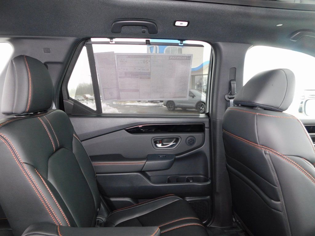 New 2026 Honda Pilot TrailSport image 24