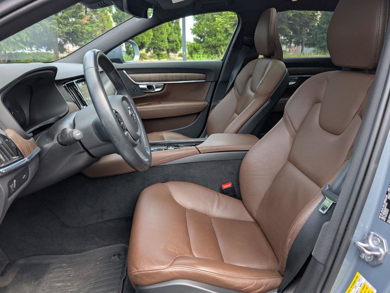 Used 2022 Volvo V90 B6 Cross Country w/ Protection Package AWD/4WD image 10