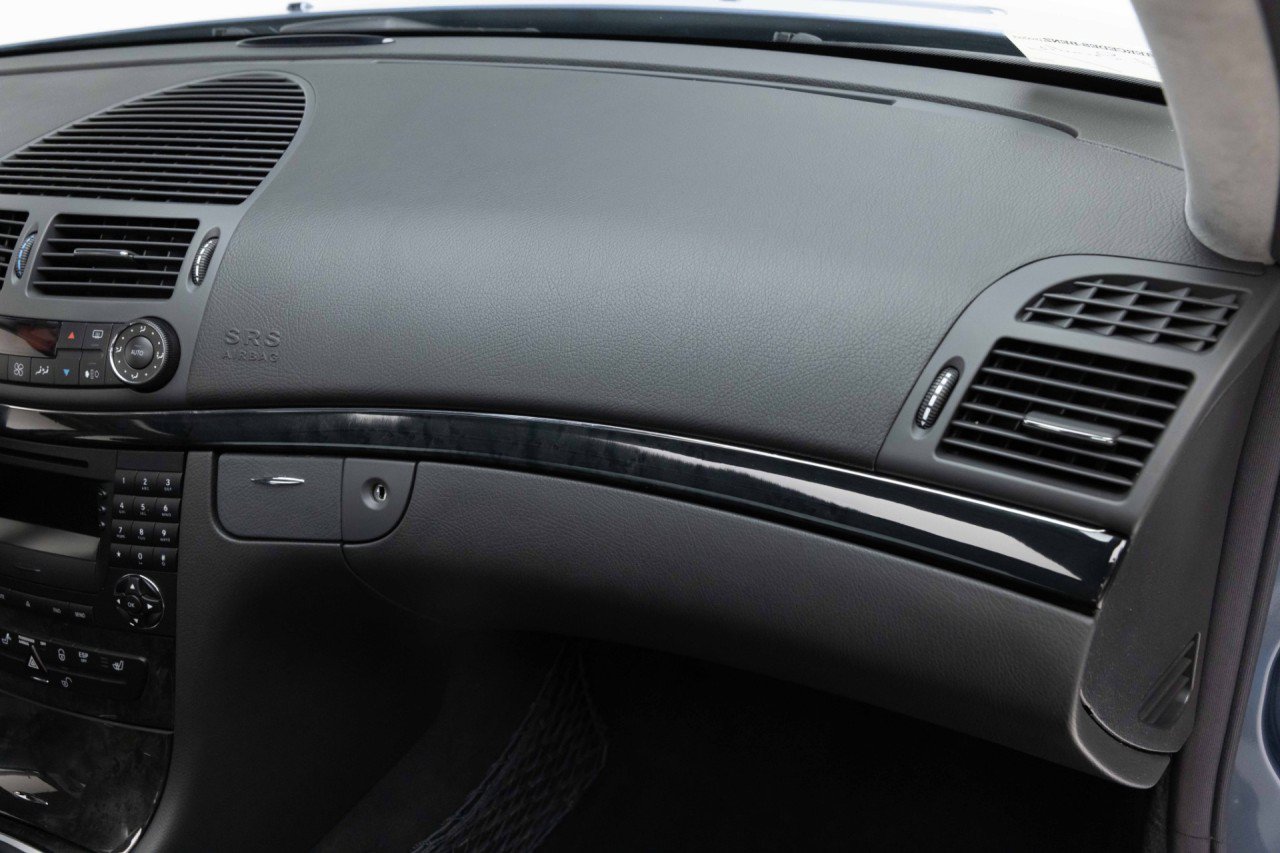 Used 2003 Mercedes-Benz E 55 AMG Sedan image 28