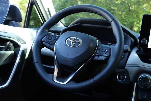 Used 2025 Toyota RAV4 Limited w/ Advanced Technology Package image 35