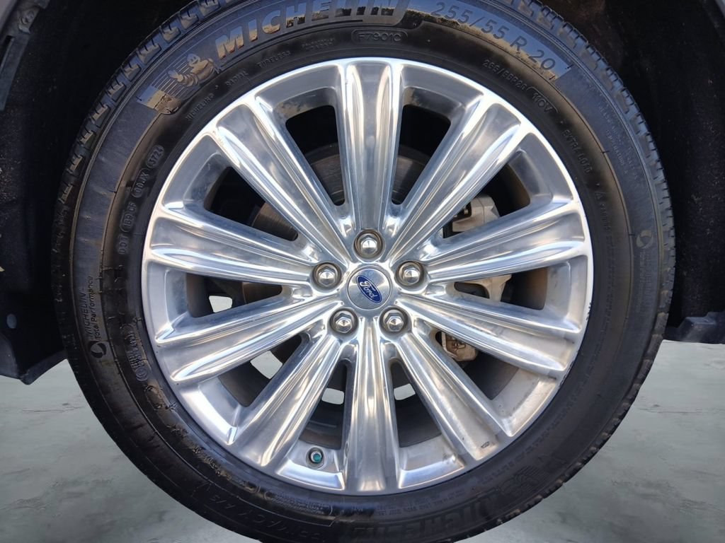 Used 2020 Ford Explorer Limited w/ Class III Trailer Tow Package AWD/4WD image 14