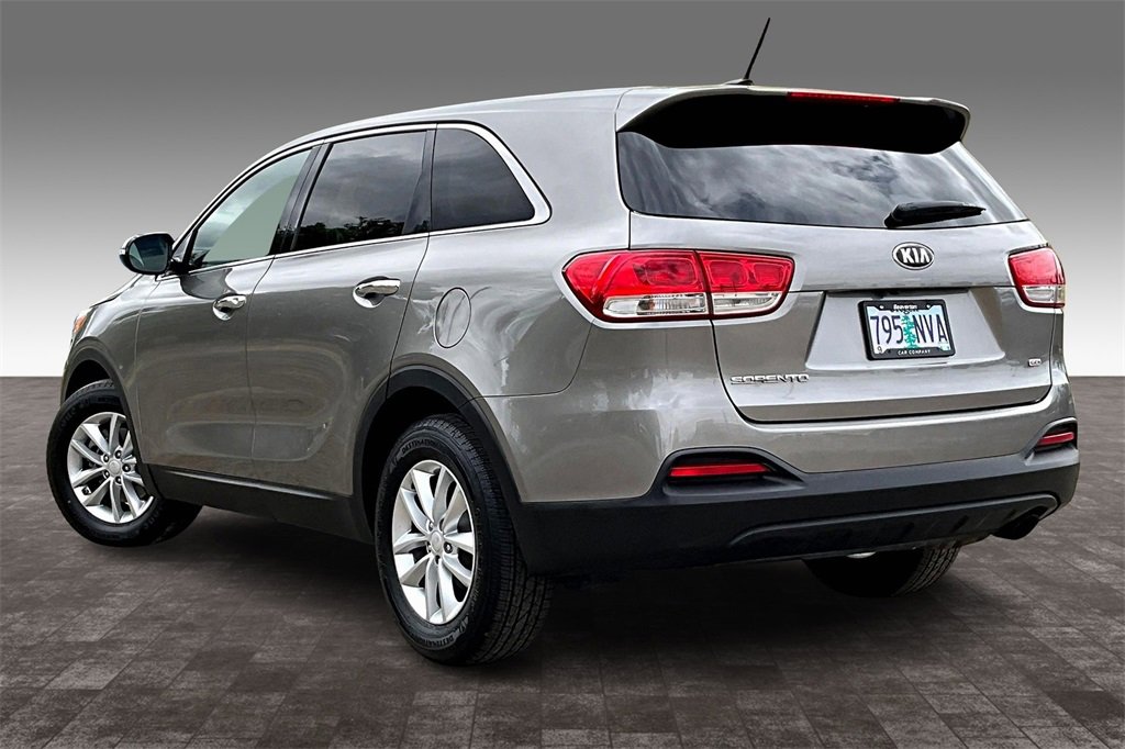Used 2018 Kia Sorento L image 13