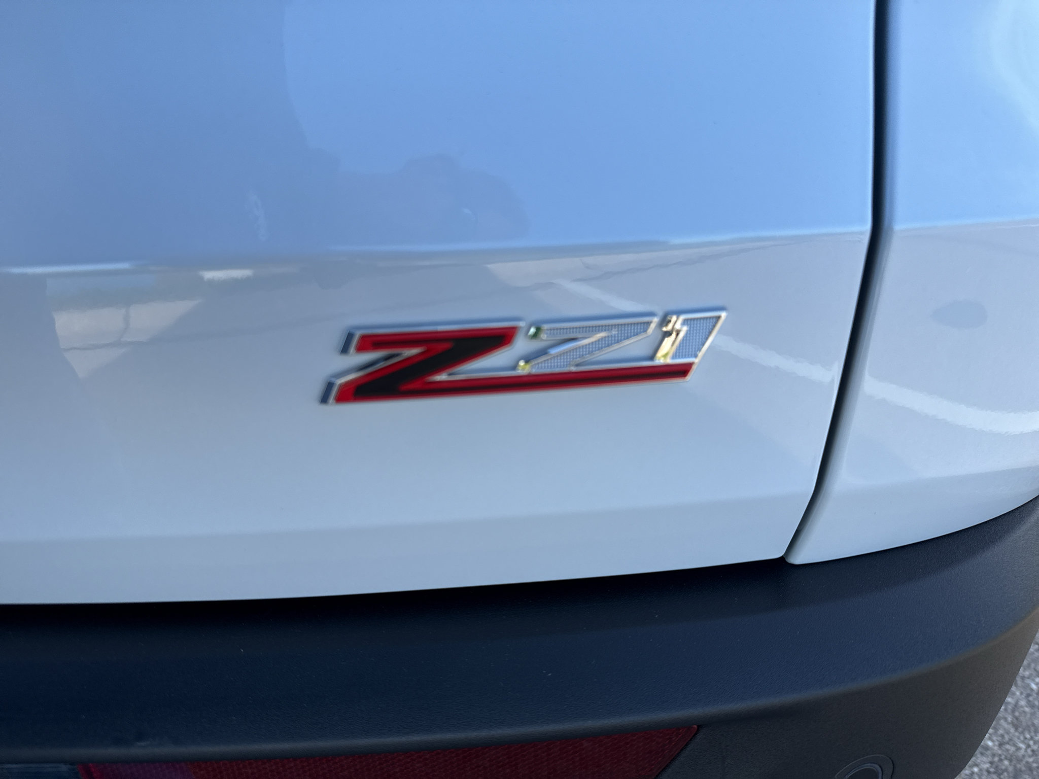 New 2027 Chevrolet Traverse Z71 w/ Driver Confidence Package AWD/4WD image 9