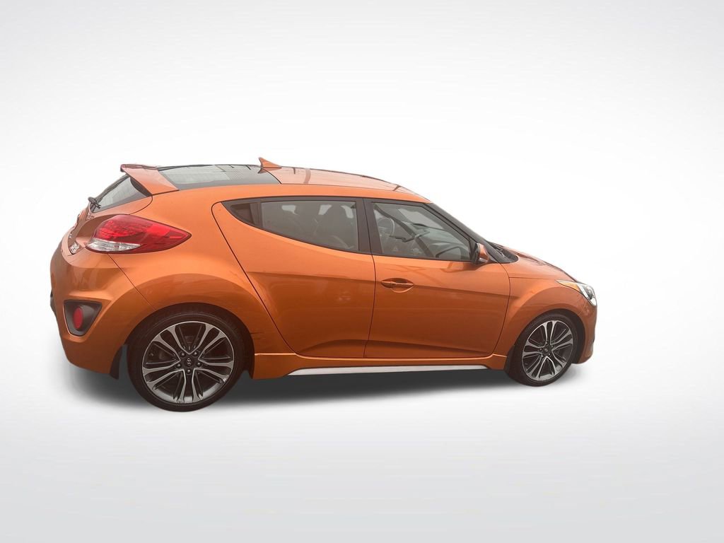 Used 2016 Hyundai Veloster Turbo image 9