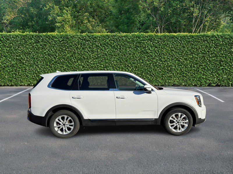 Used 2022 Kia Telluride LX image 2