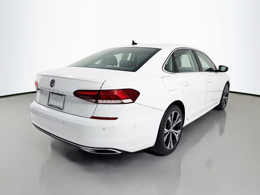 Used 2020 Volkswagen Passat 2.0T SEL image 7