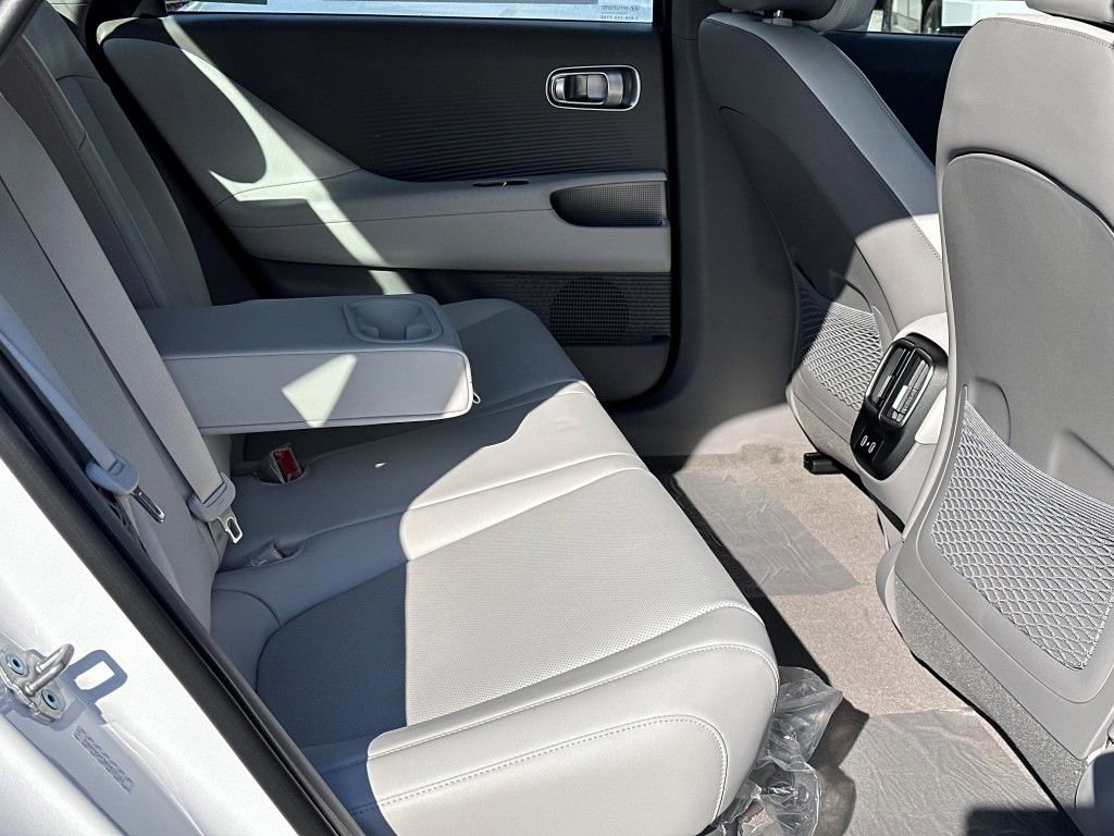 New 2024 Hyundai Ioniq 6 SEL image 10