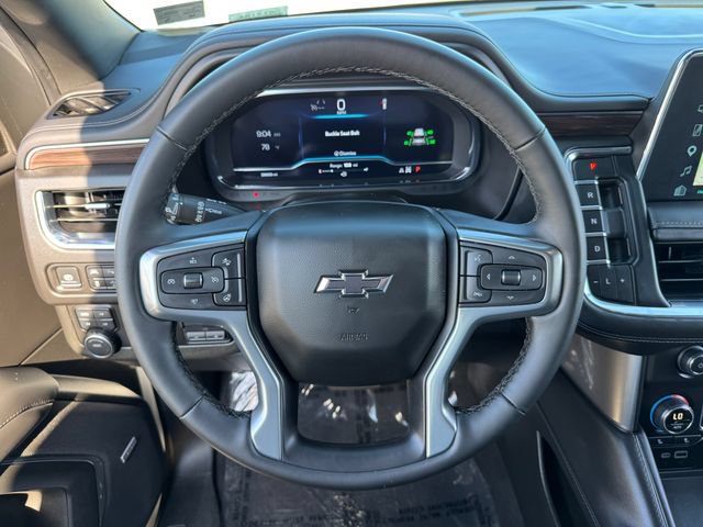 Used 2024 Chevrolet Tahoe Z71 w/ Luxury Package AWD/4WD image 23