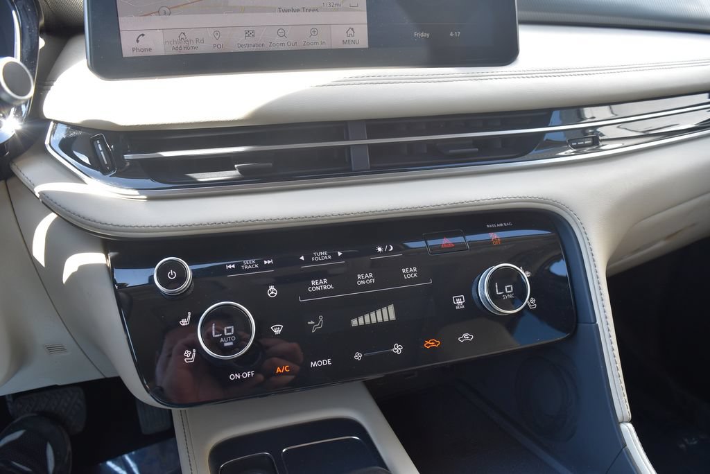 Used 2023 INFINITI QX60 Luxe w/ Vision Package AWD/4WD image 18