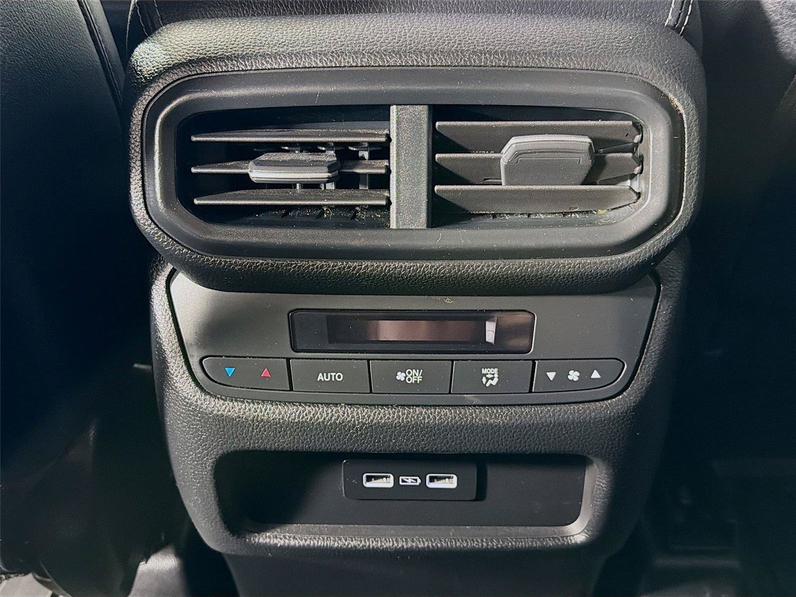 Used 2023 Honda Pilot EX-L image 28