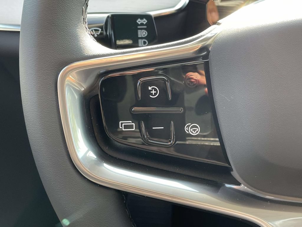 New 2026 Volvo EX90 Ultra AWD/4WD image 10