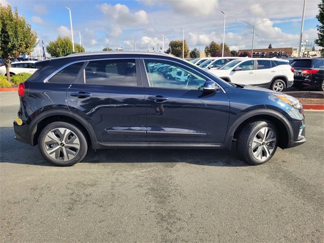 Used 2022 Kia Niro EX Premium image 3