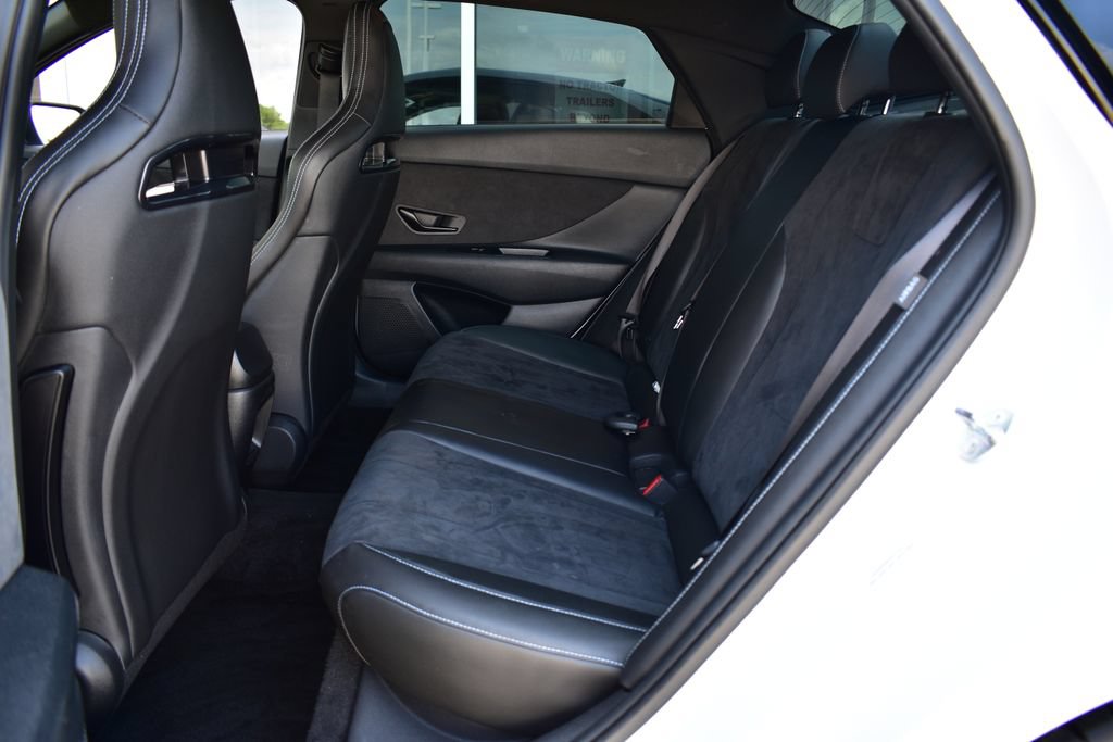 Used 2025 Hyundai Elantra N FWD image 23