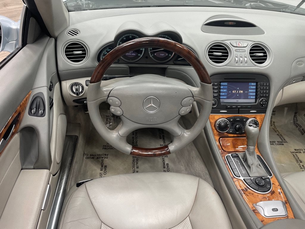 Used 2007 Mercedes-Benz SL 550 image 28