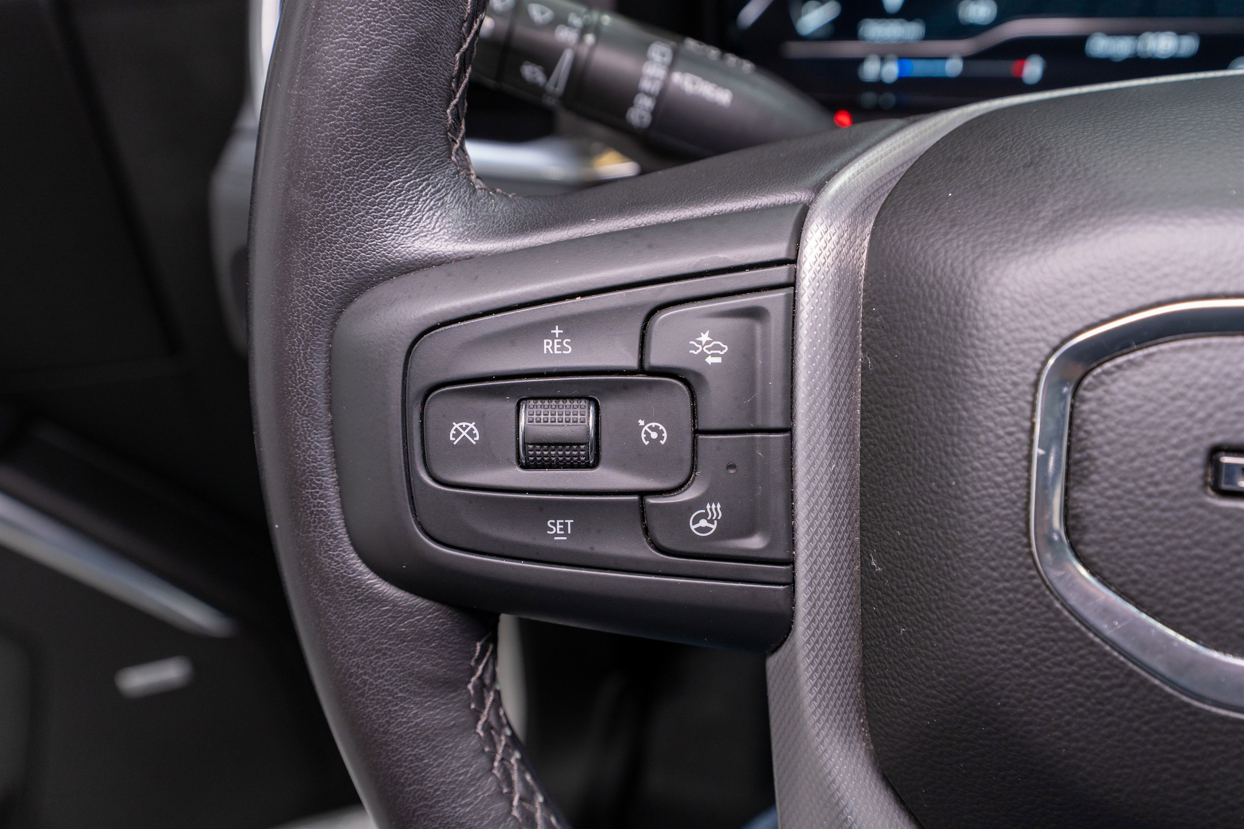 Used 2022 GMC Yukon Denali image 28