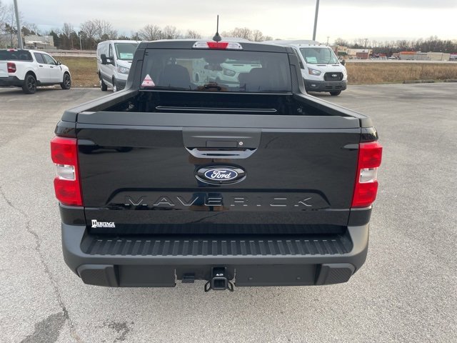 New 2025 Ford Maverick XLT w/ Equipment Group 301A image 9