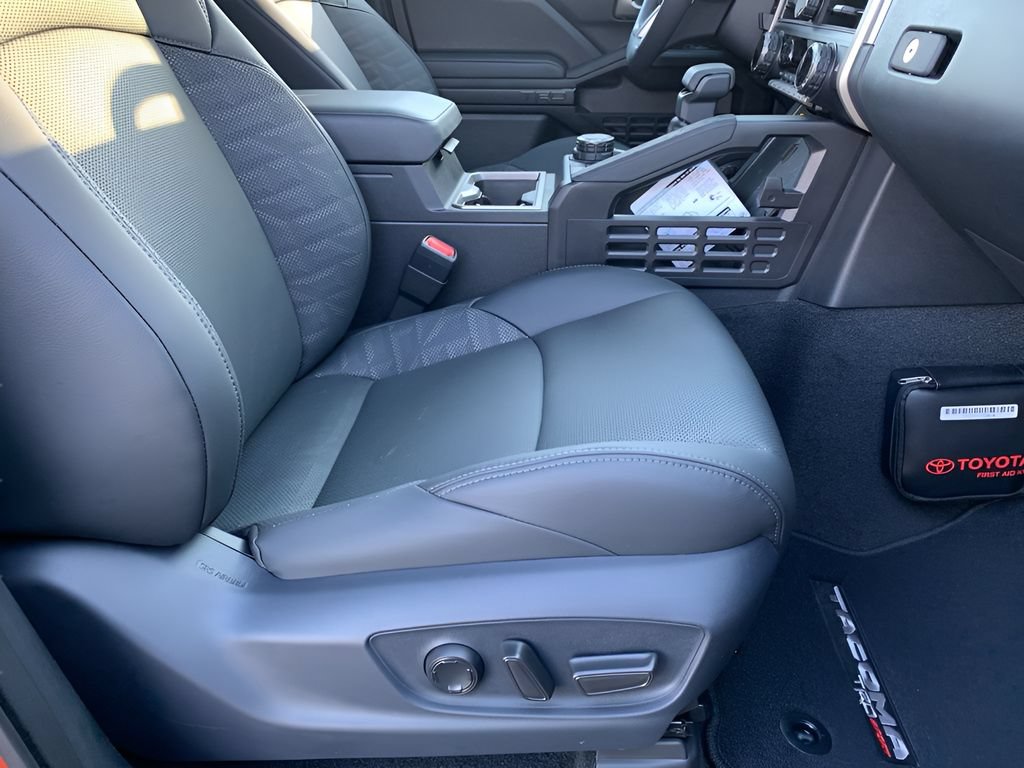 New 2025 Toyota Tacoma TRD Sport AWD/4WD image 16