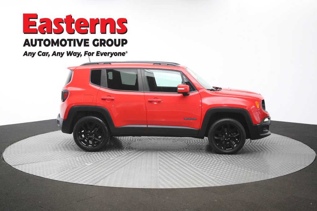 Used 2018 Jeep Renegade Altitude AWD/4WD image 46