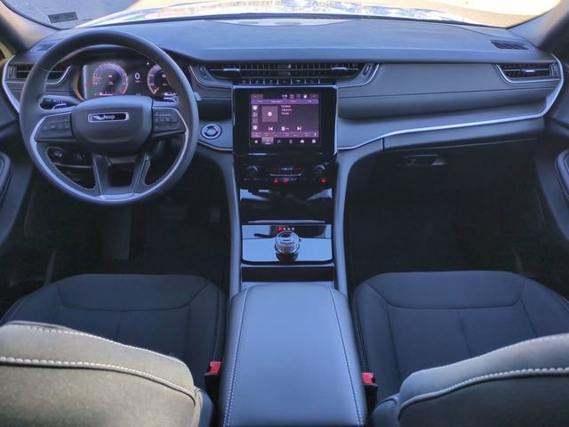 New 2025 Jeep Grand Cherokee Laredo X w/ Trailer Tow Package image 15