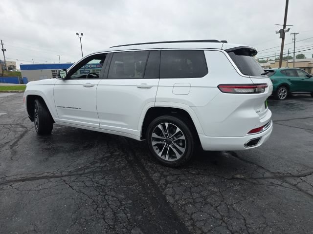 Used 2025 Jeep Grand Cherokee L Overland w/ Advanced Protech Group III AWD/4WD image 4