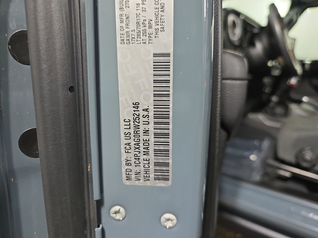 Used 2024 Jeep Wrangler Sport AWD/4WD image 33