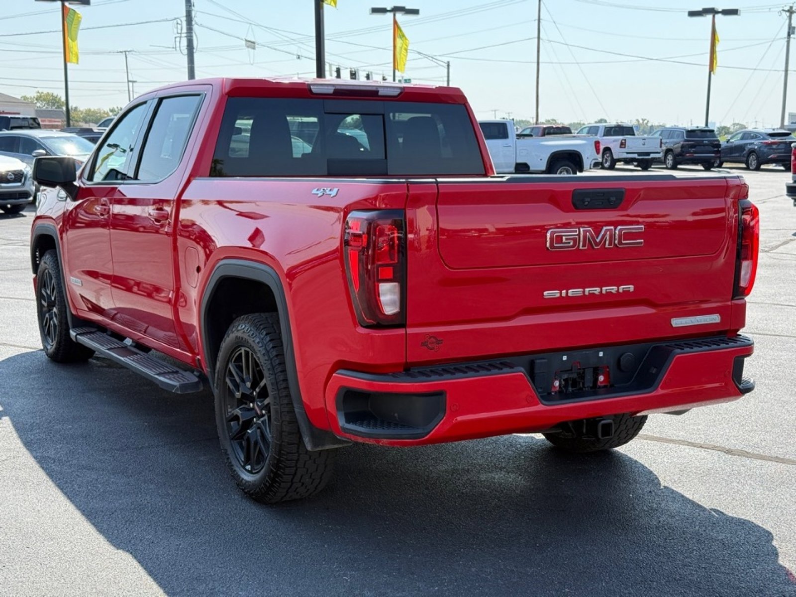 Used 2022 GMC Sierra 1500 Elevation w/ Elevation Premium Package image 6