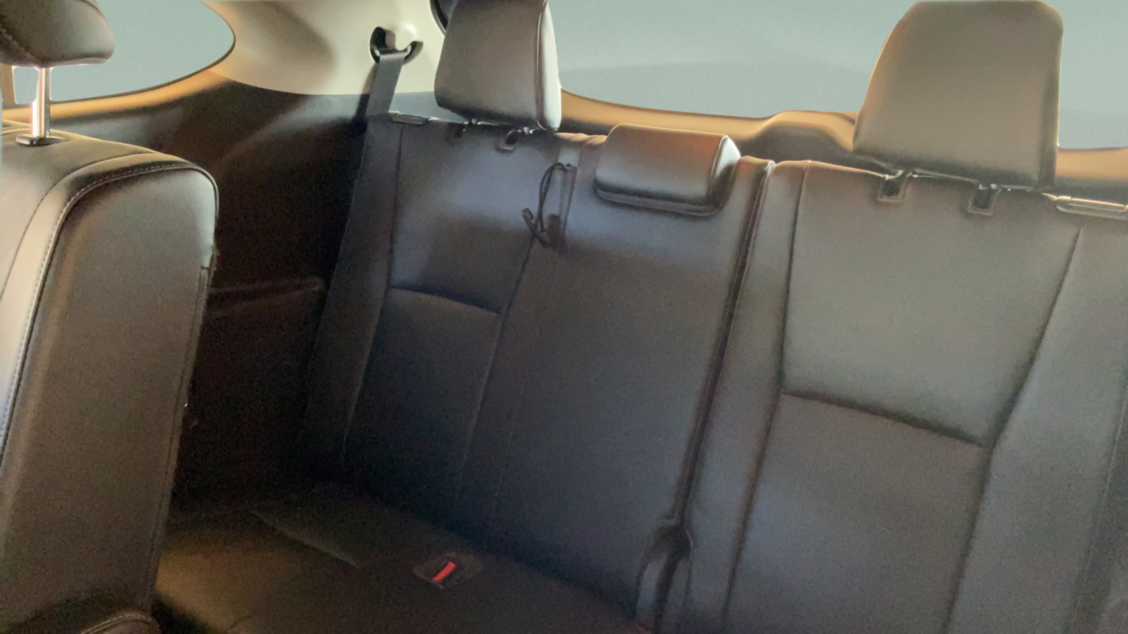 Used 2022 Toyota Highlander Platinum FWD image 29