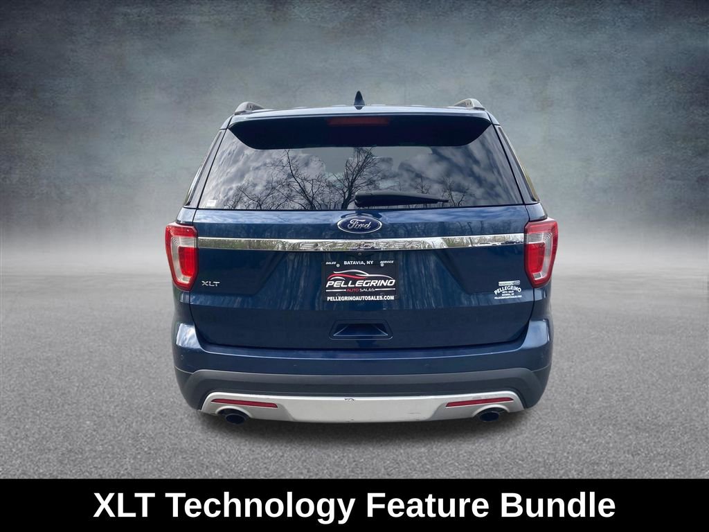 Used 2017 Ford Explorer XLT w/ Equipment Group 202A AWD/4WD image 5