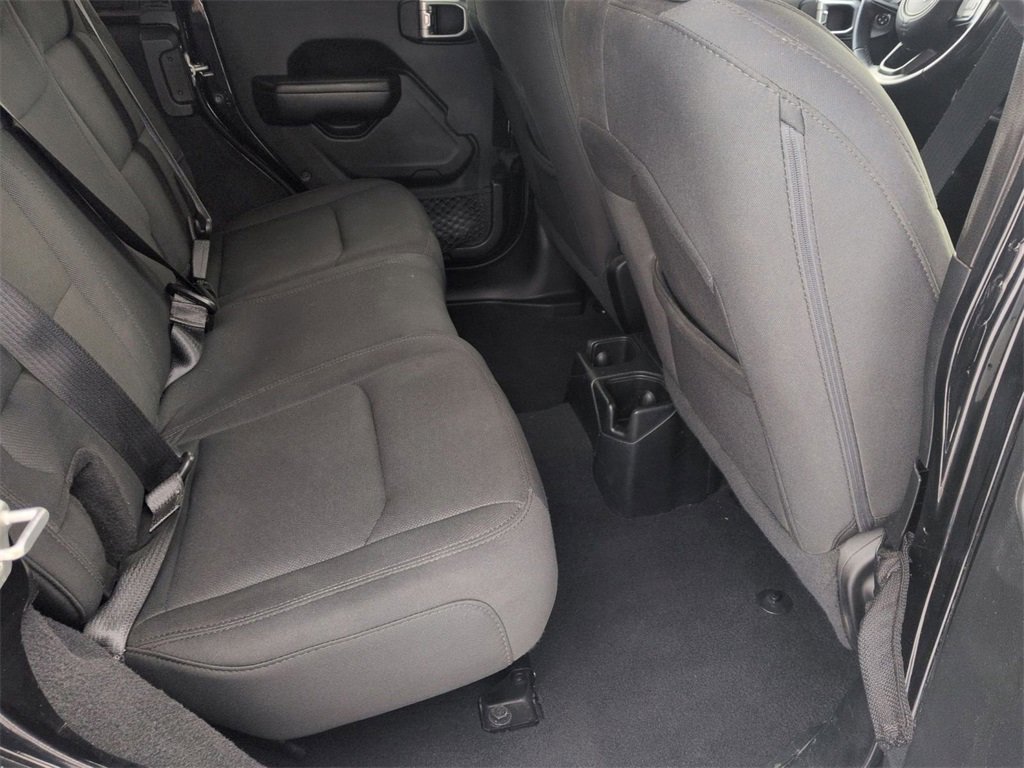 Used 2019 Jeep Wrangler Unlimited Sport S image 29