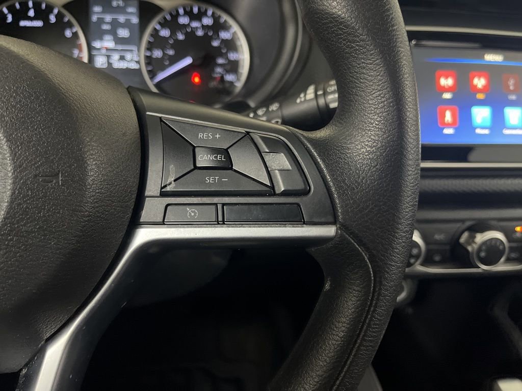 Used 2021 Nissan Kicks S image 55