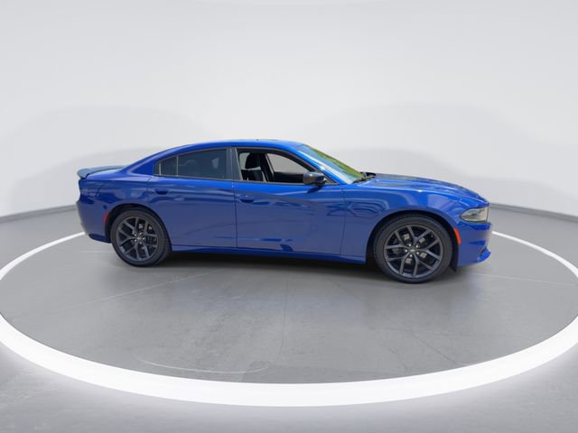 Used 2021 Dodge Charger SXT w/ Blacktop Package RWD image 9