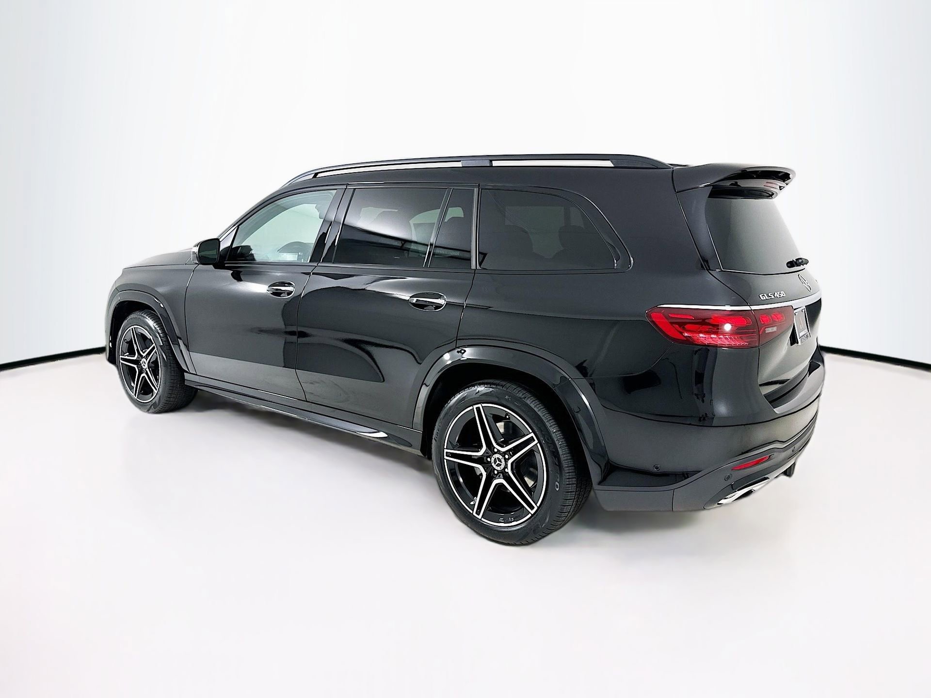 New 2026 Mercedes-Benz GLS 450 4MATIC image 6