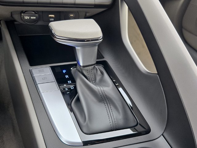New 2026 Hyundai Elantra SE FWD image 11