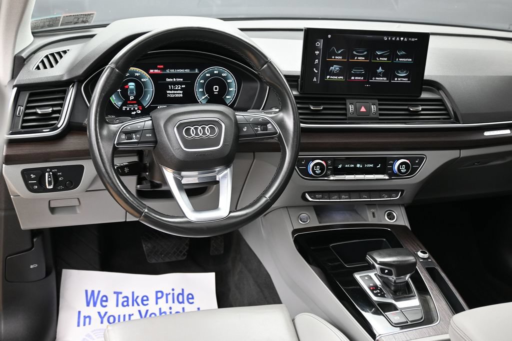 Used 2022 Audi Q5 e Premium w/ Convenience Package AWD/4WD image 35