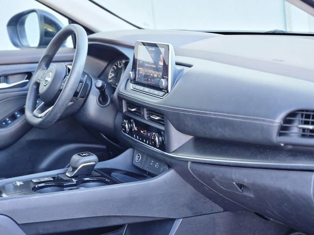 Certified 2023 Nissan Rogue SV image 12